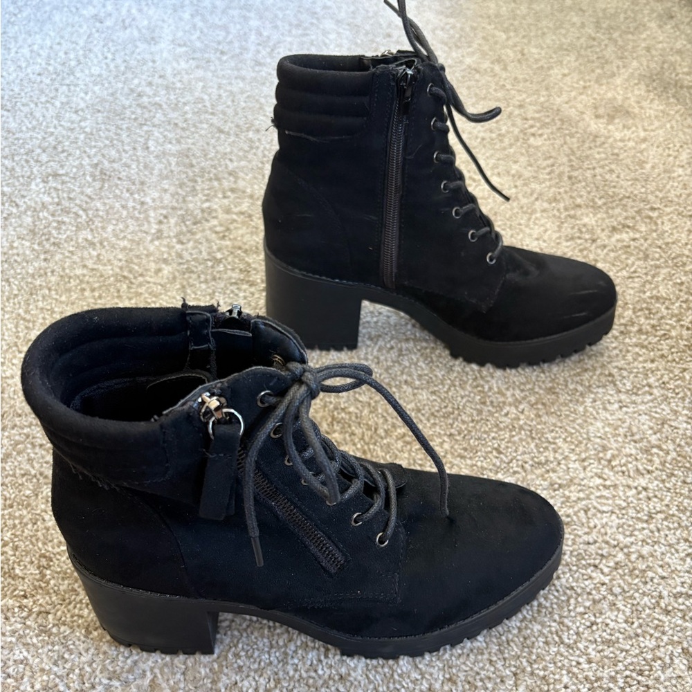 Boohoo Black Zip Up Booties